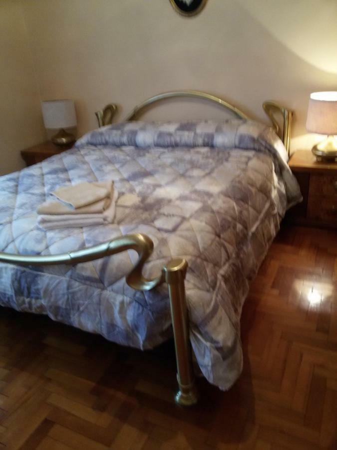 Casa Emanuela Bed & Breakfast Пиацола сул Брента Екстериор снимка