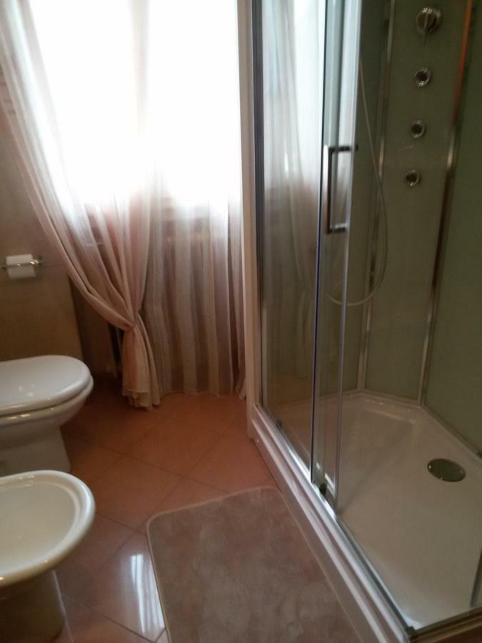 Casa Emanuela Bed & Breakfast Пиацола сул Брента Екстериор снимка
