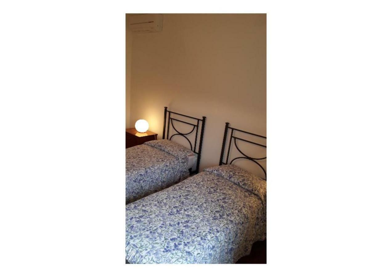 Casa Emanuela Bed & Breakfast Пиацола сул Брента Екстериор снимка